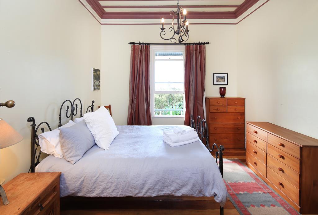 Crescent Villa - Stay Waiheke Ostend Extérieur photo