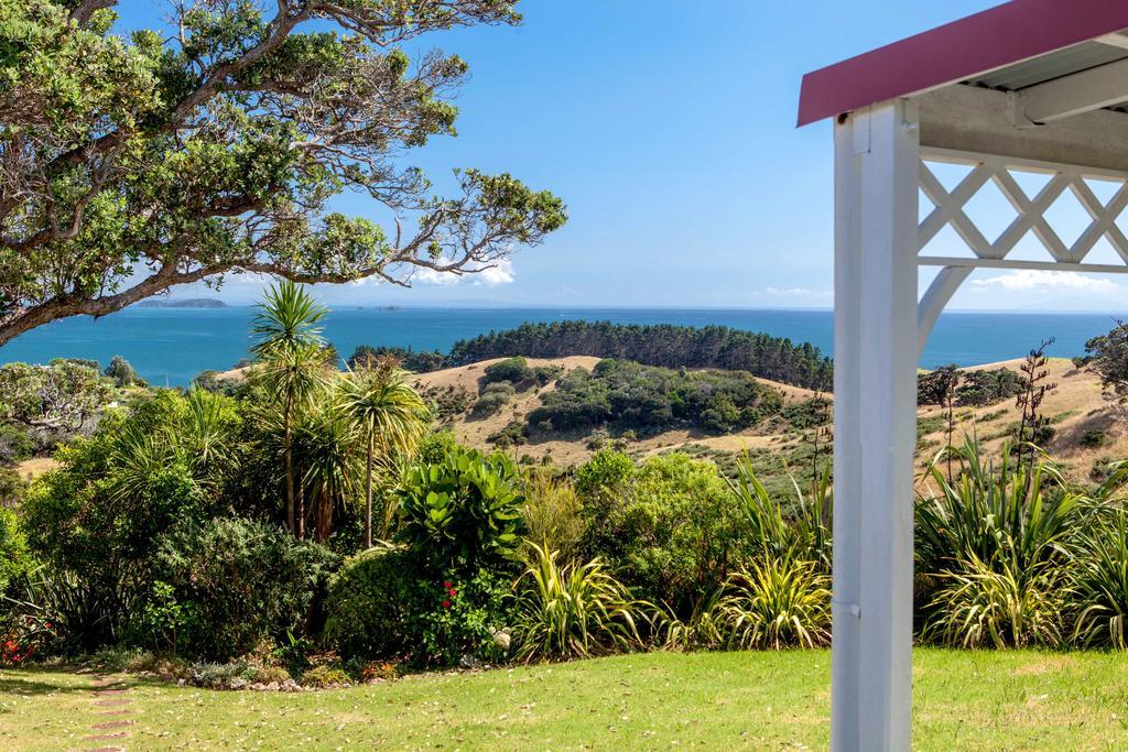 Crescent Villa - Stay Waiheke Ostend Extérieur photo